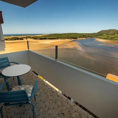 Precioso Atico Con Vistas Al Mar 20 Metros De Playa De Usil Apartment