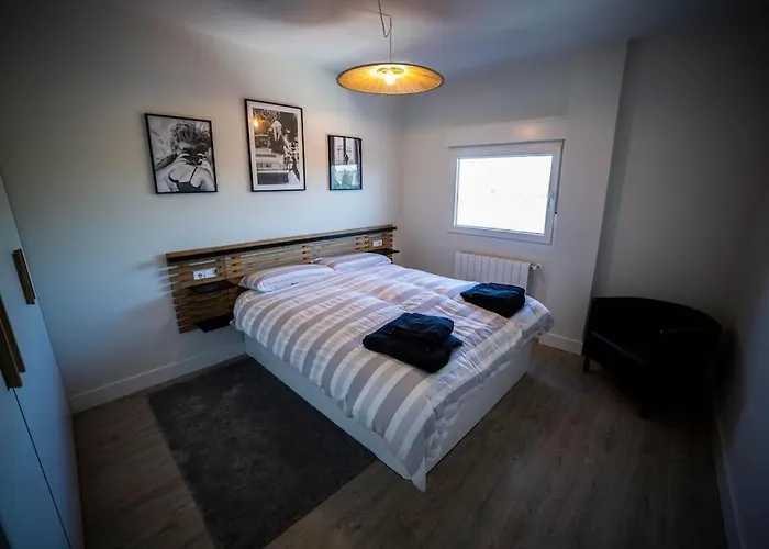 Precioso Atico Con Vistas Al Mar 20 Metros De Playa De Usil Apartmán