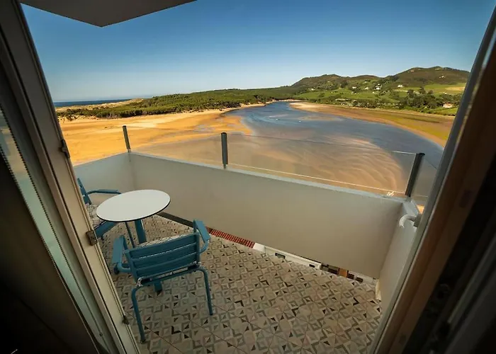 Precioso Atico Con Vistas Al Mar 20 Metros De Playa De Usil *