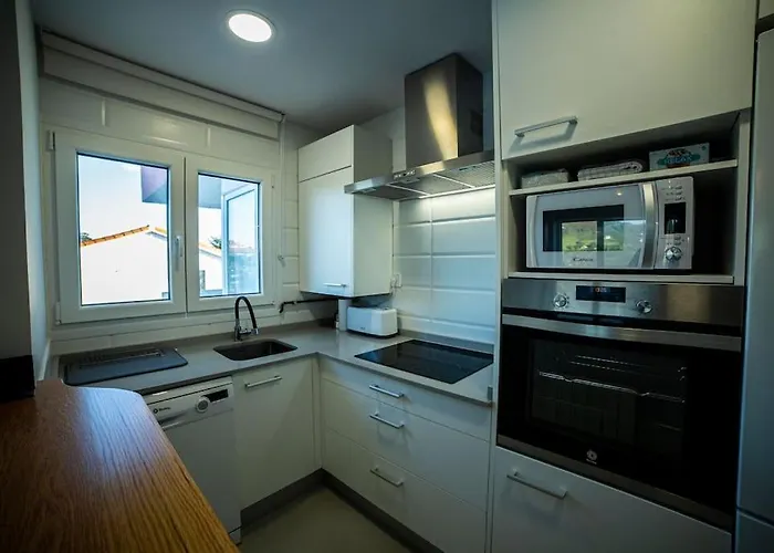 Apartmán Precioso Atico Con Vistas Al Mar 20 Metros De Playa De Usil Miengo