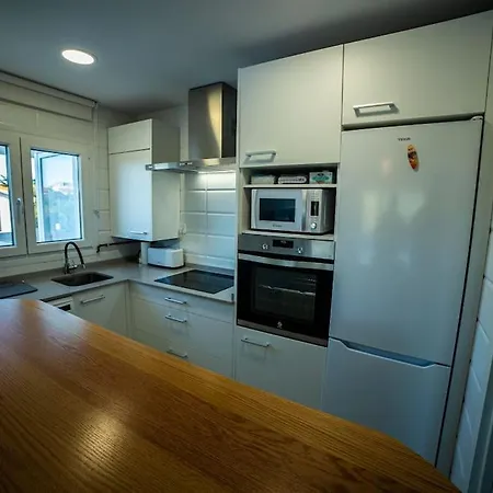 Lejlighed Precioso Atico Con Vistas Al Mar 20 Metros De Playa De Usil Miengo